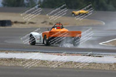 media/Nov-16-2025-CalClub SCCA (Sun) [[2975c16dfc]]/Group 3/Turn 1/